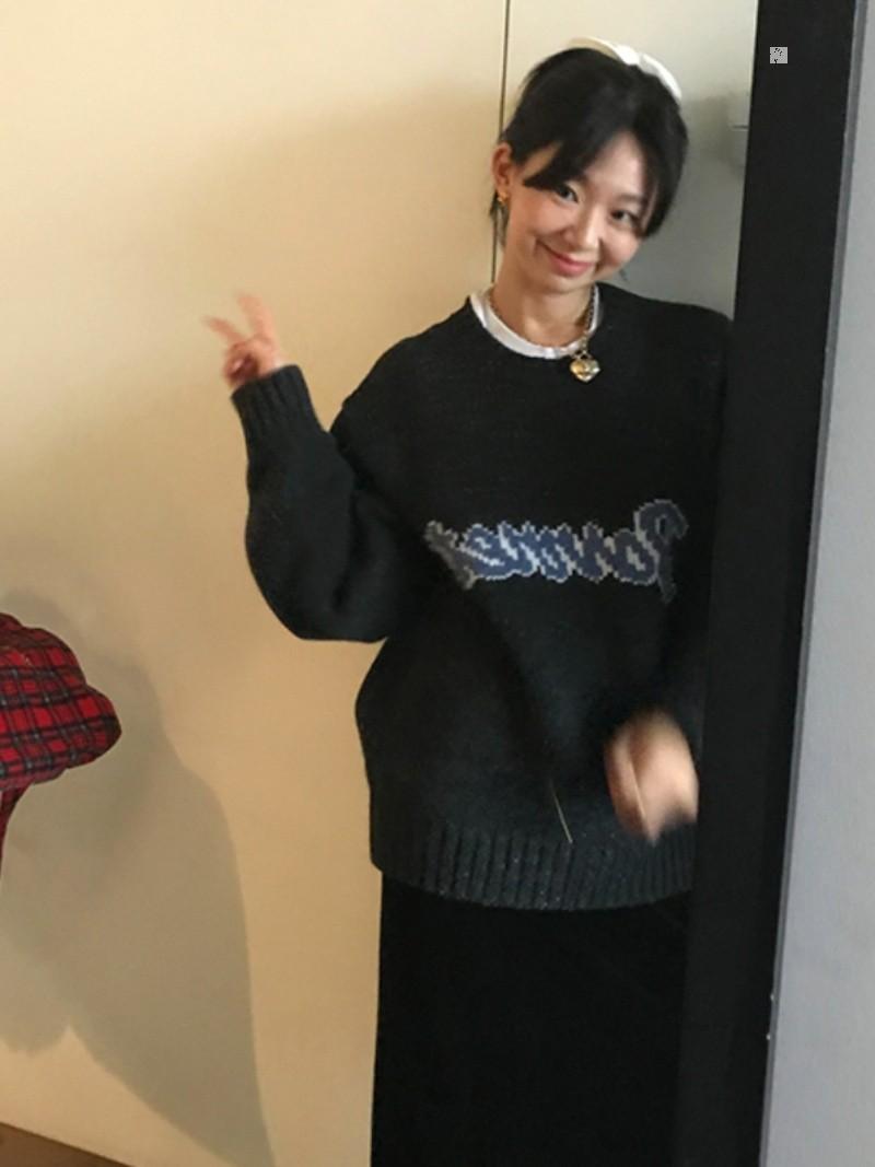 レディースウールニットセーター、ラウンドネック、ルーズフィッ - Embroidery Font のレビューと価格