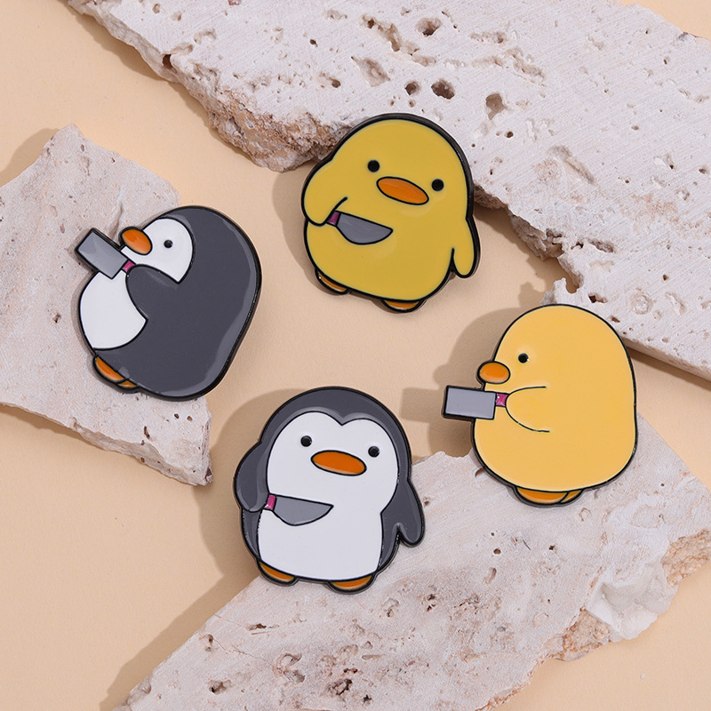 バッグ、バッジ、ブローチ用のエナメルピン、バックパックと帽子 - Embroidery Whale のレビューと価格
