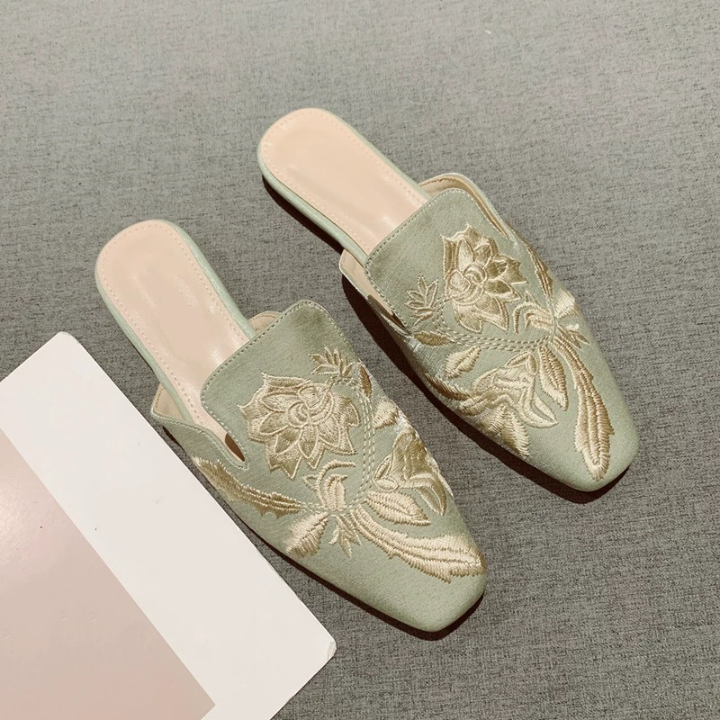 2026 新しいレディースシューズレトロ刺繍ミューラースリッ - Embroidery Style のレビューと価格