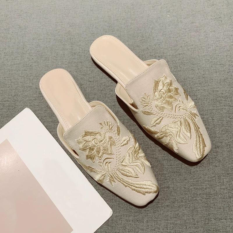 2026 新しいレディースシューズレトロ刺繍ミューラースリッ - Embroidery Style のレビューと価格