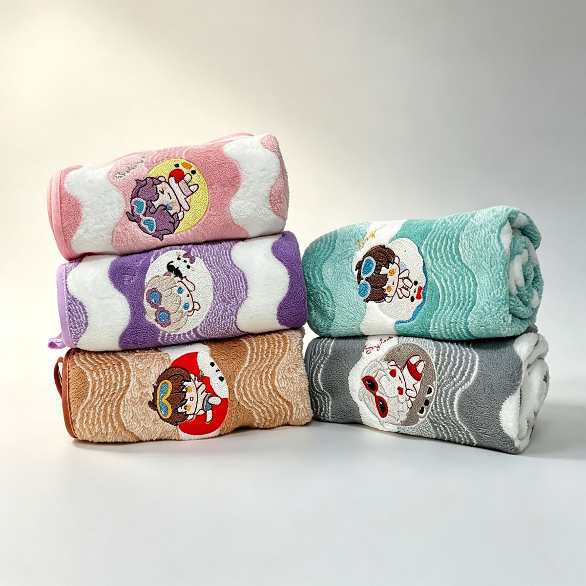 アニメ「ラブアンドディープスペース」コーラルフリースハンドタ - Embroidery Gift Ideas のレビューと価格
