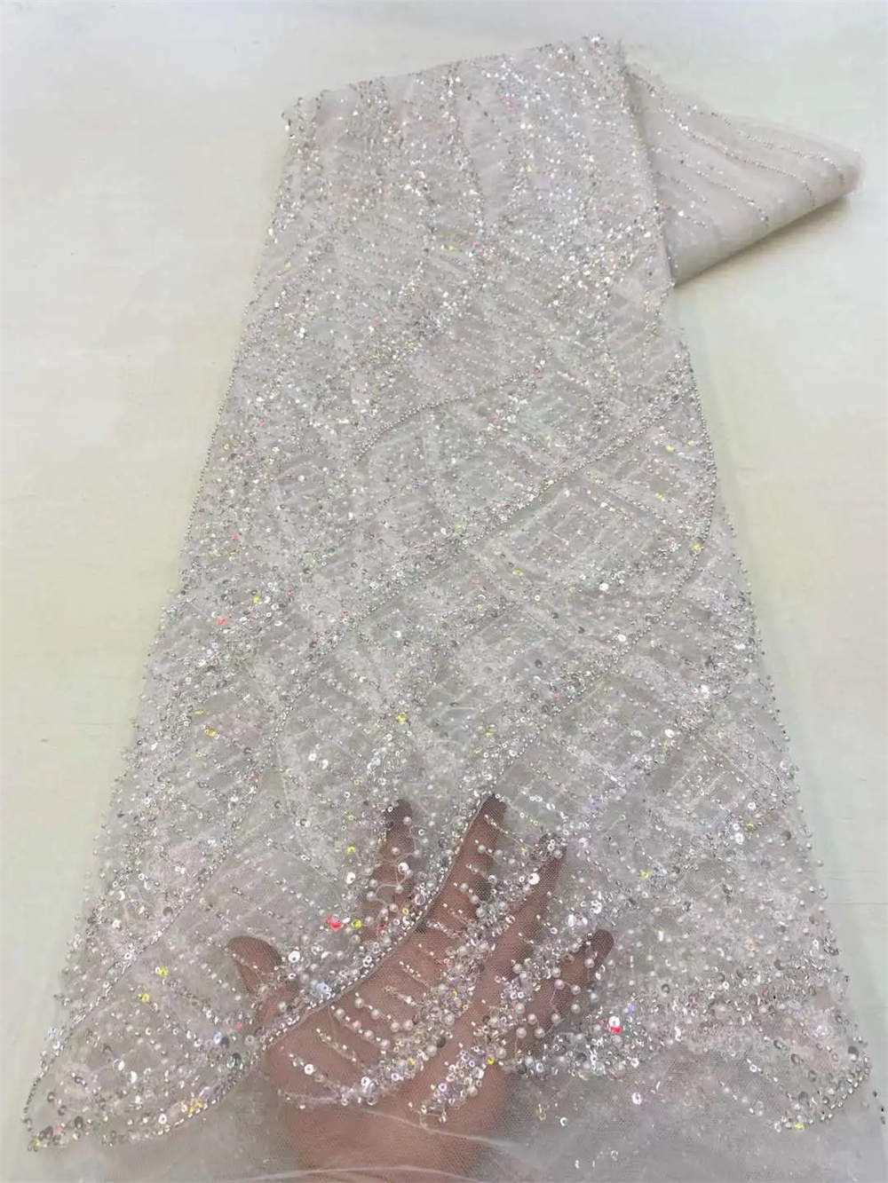 アフリカンクリスタルビーズ生地,フレンチメッシュチュール,ウ - Embroidery Underlay のレビューと価格