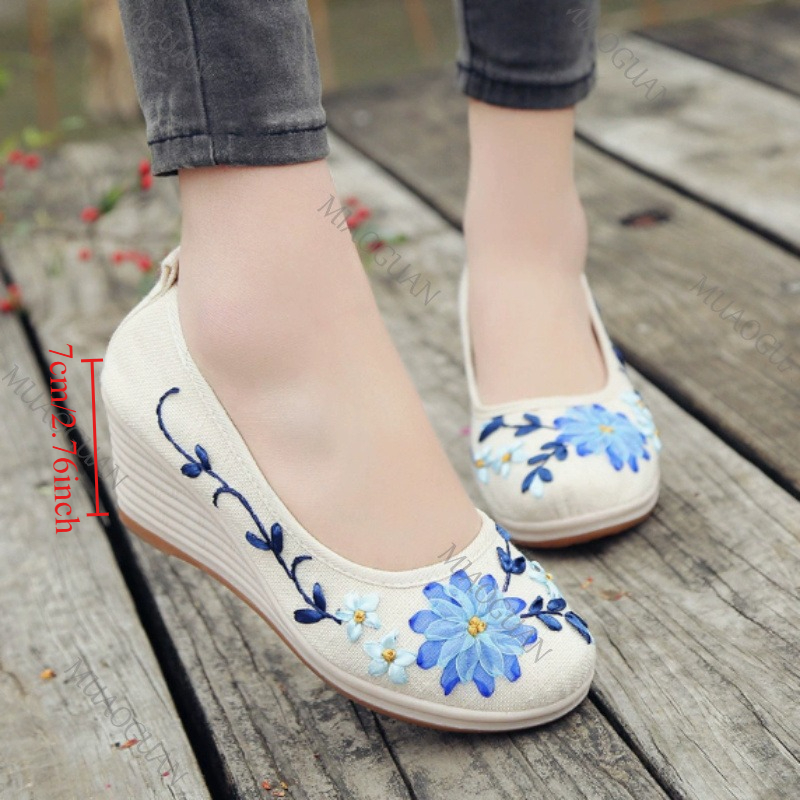 刺繍入り女性用コンフォートウェッジプラットフォームシューズ、 - Embroidery Canvas のレビューと価格