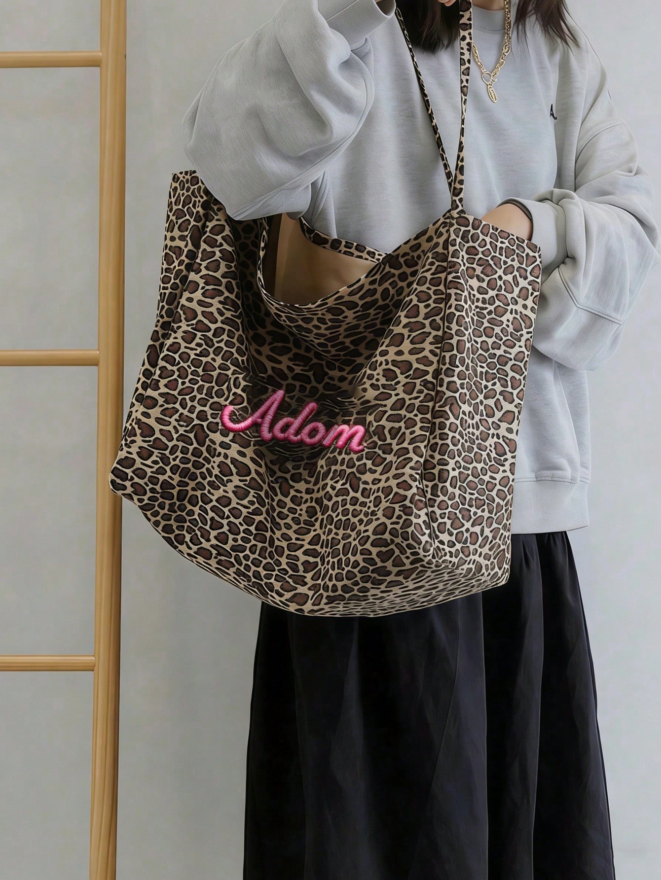 カスタム名ヒョウ柄トートバッグ女性大容量ショルダーバッグカジ - Embroidery Gift Ideas のレビューと価格