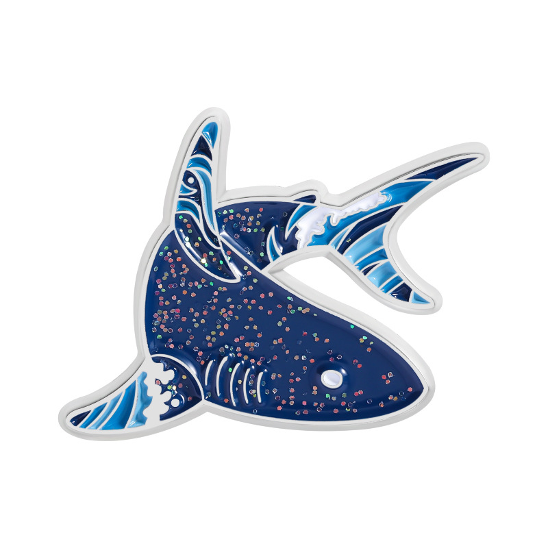 漫画海洋生物エナメルピンクリエイティブサメクジラブローチファ - Embroidery Whale のレビューと価格