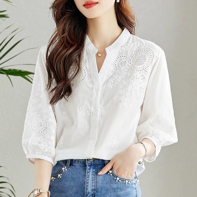 レディース ホワイト アイレット刺繍ブラウス スタンドカラー - Embroidery Eyelet のレビューと価格